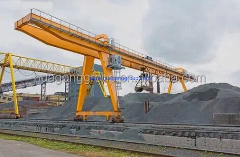 Max Lifting Height 30M Customized Lifting Speed Double Girder Grapple Grab Bucket Gantry Goliath Crane 5ton 10ton 20 Ton