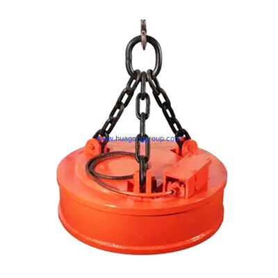 5T Excavator Equipped with Forklift Handling Magnets and Permanent Magnet Insulating Magnet Installed on Crane